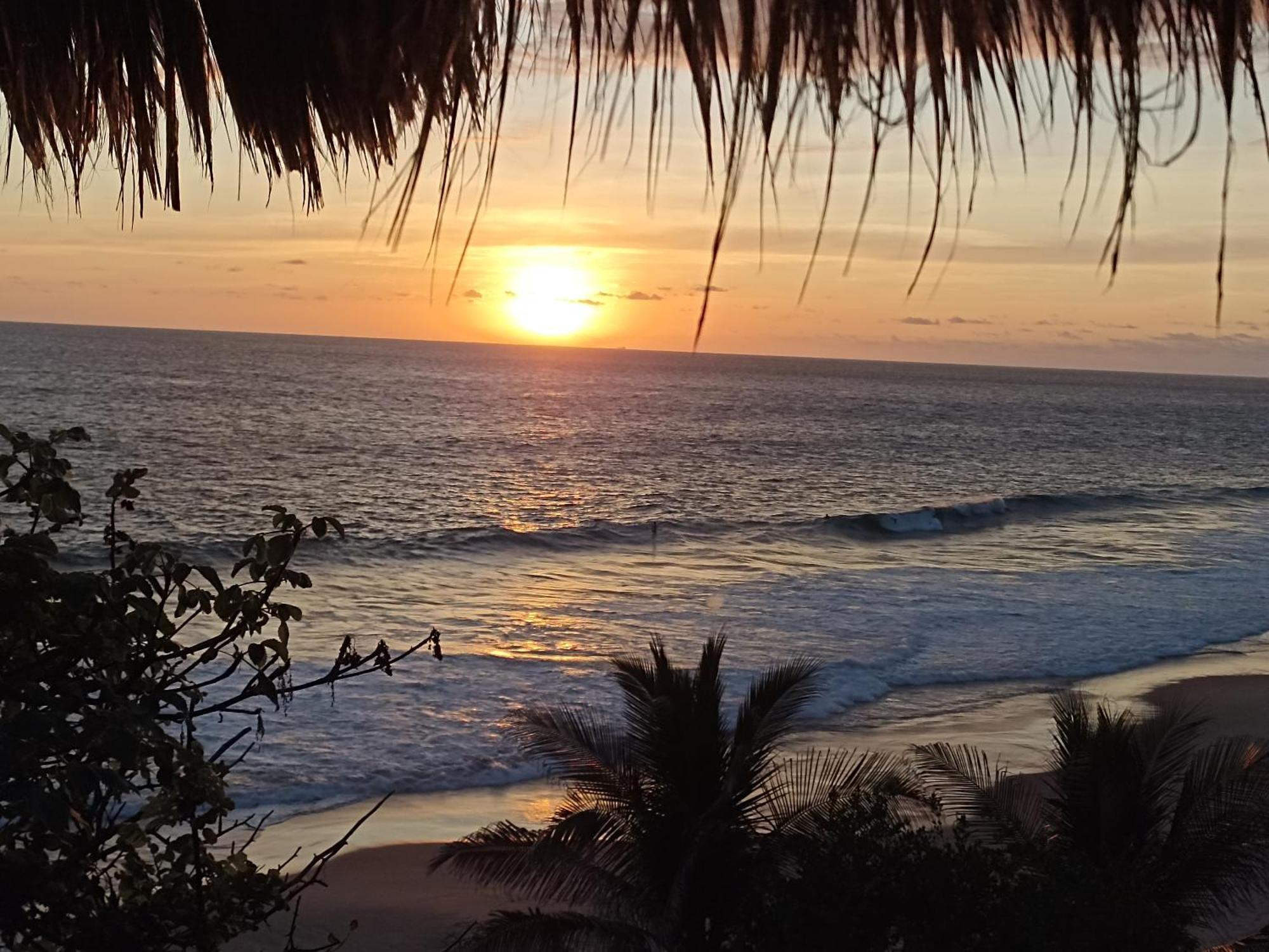 Punta Sur, Frente Al Mar Y El Atardecer Hotel Mazunte Luaran gambar