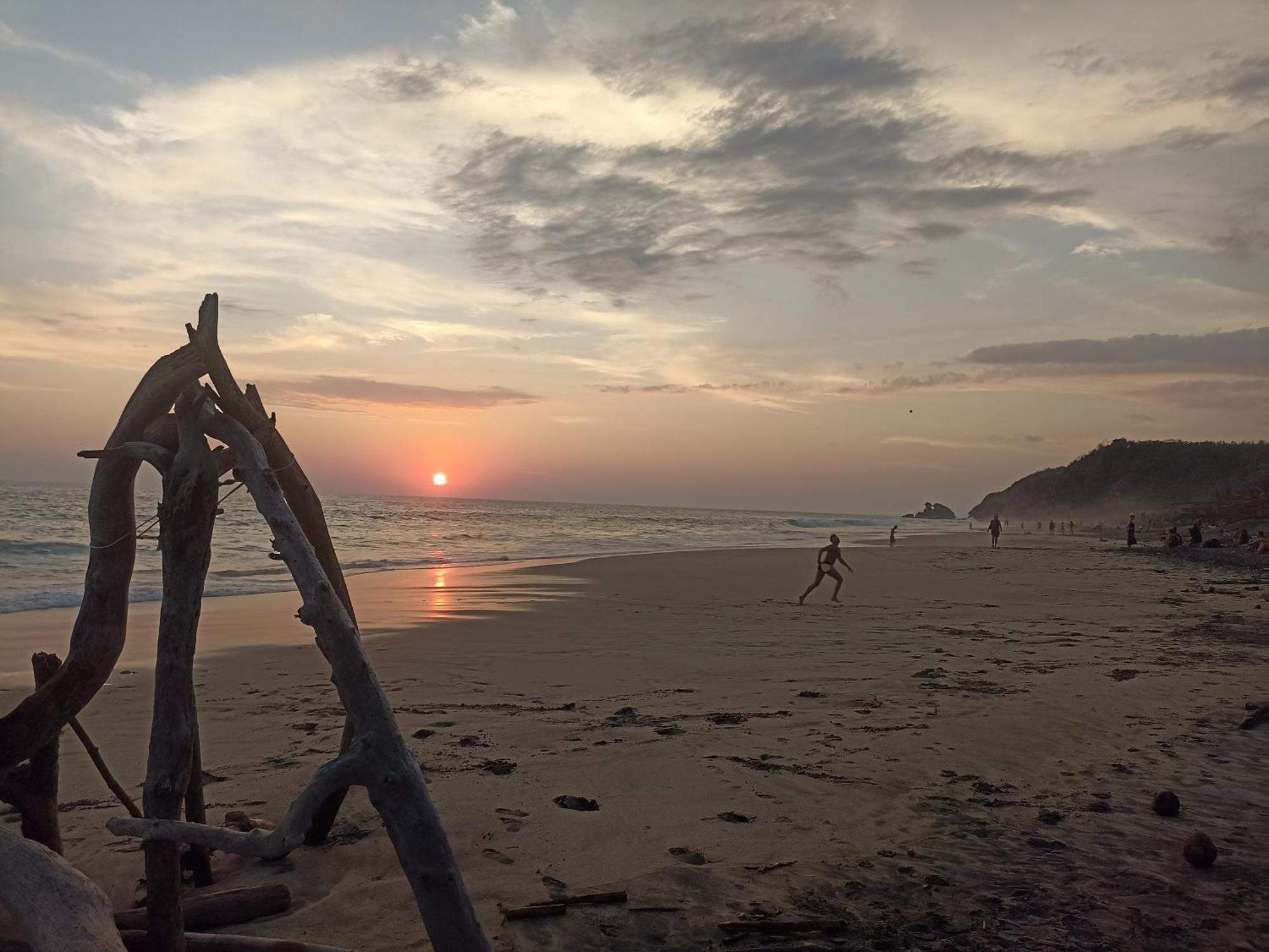 Punta Sur, Frente Al Mar Y El Atardecer Hotel Mazunte Luaran gambar