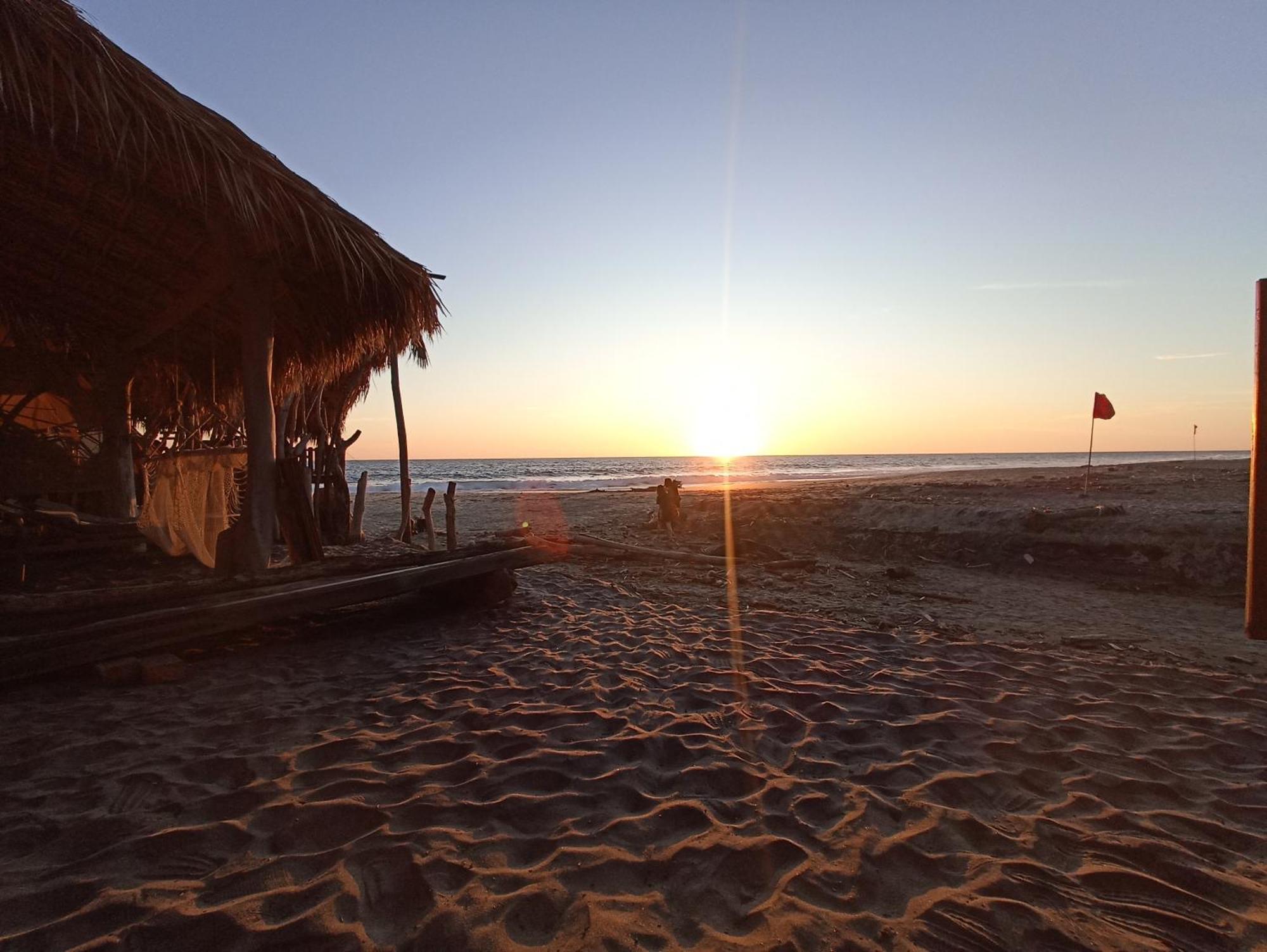 Punta Sur, Frente Al Mar Y El Atardecer Hotel Mazunte Luaran gambar